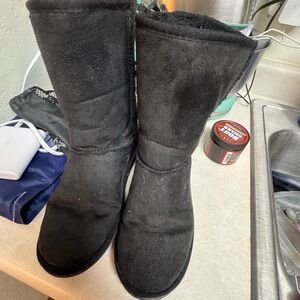 Classic Black Faux Suede Winter Boots